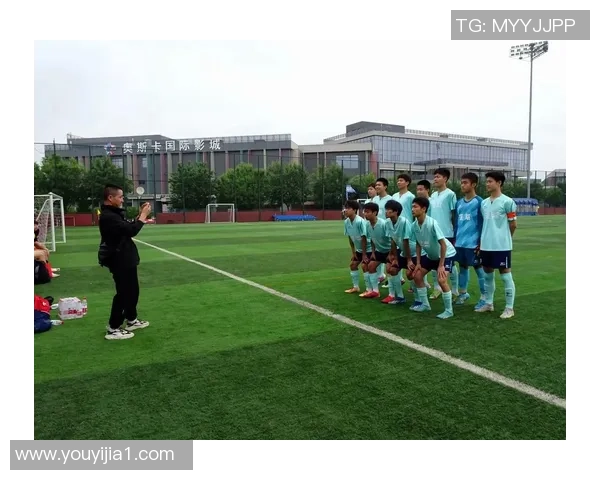 独家解析西安足球队技术特点与对手实力的全面对比分析 独家解析西安足球队技术特点与对手实力的全面对比分析