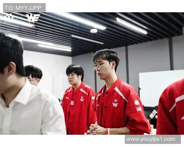 赛后分析:BLG与WE对决中的战术博弈与团队力量探讨 赛后分析:BLG与WE对决中的战术博弈与团队力量探讨